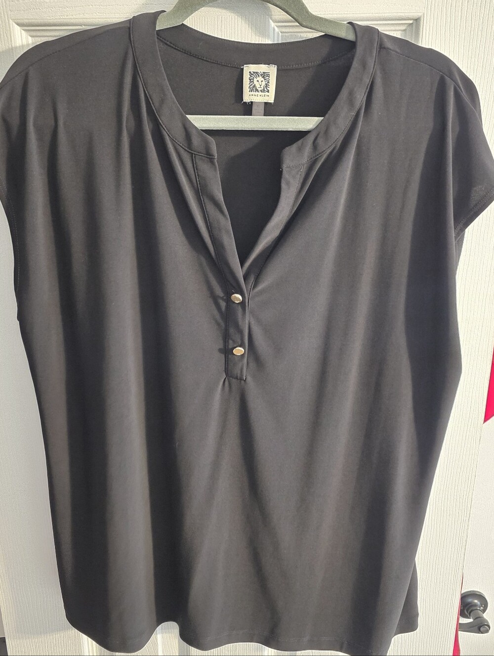 Anne Klein Black Short-Sleeve Henley Top - Xl